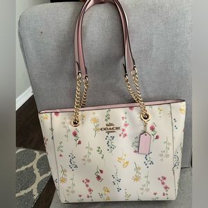 Coach marlie tote with spaced wildflower print Clearance